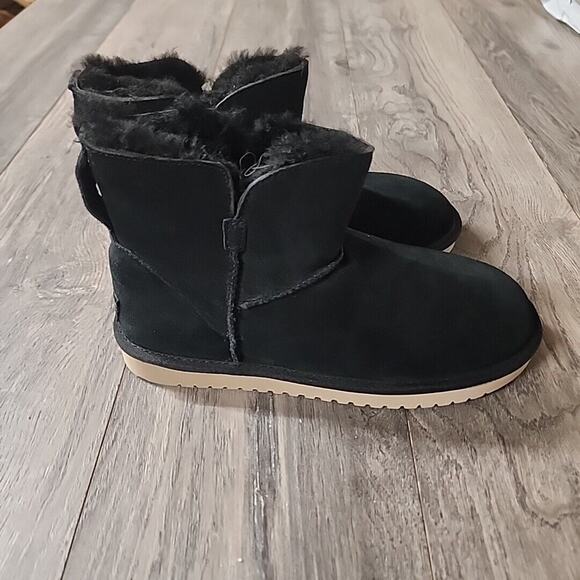 Koolaburra by UGG Women's Koola Short Fashion Women's Boot Black US 9 - Picture 2 of 7